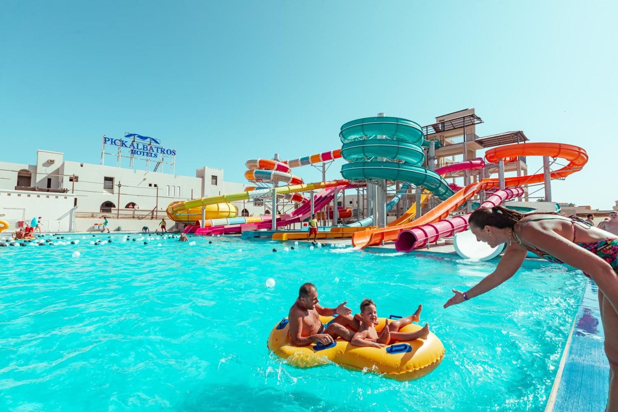 Üdülőközpont Pickalbatros Oasis Port Ghalib